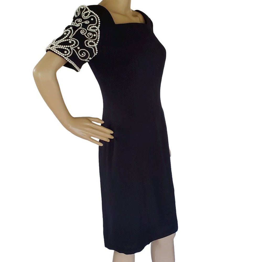 A. J. Bari Black Cocktail Party Dress Faux Pearl Accents Lined Women's 6 Vintage